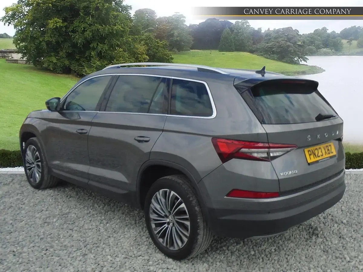 Used Skoda Kodiaq SE L Executive 150 HP (110 kW) 2023 Grey SUV