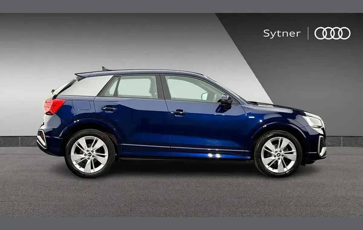 Used Audi Q2 S-Line 147 HP (108 kW) 2021 Blue SUV