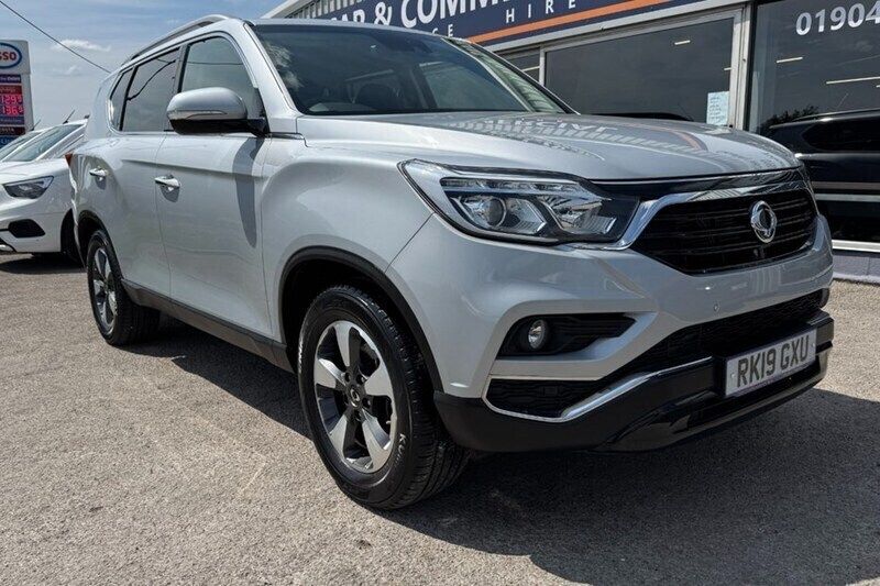 Silver Used 2019 Ssangyong Rexton SUV | £19,990 (Super price) - Image 1/1