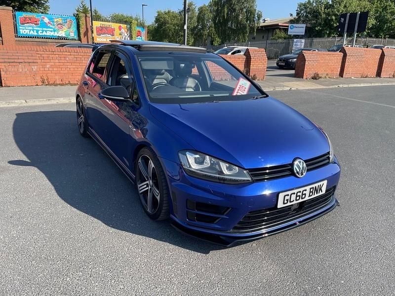 Blue Used 2016 VW Golf VII R Hatchback | £18,995 (A bit pricey) - Image 1/4
