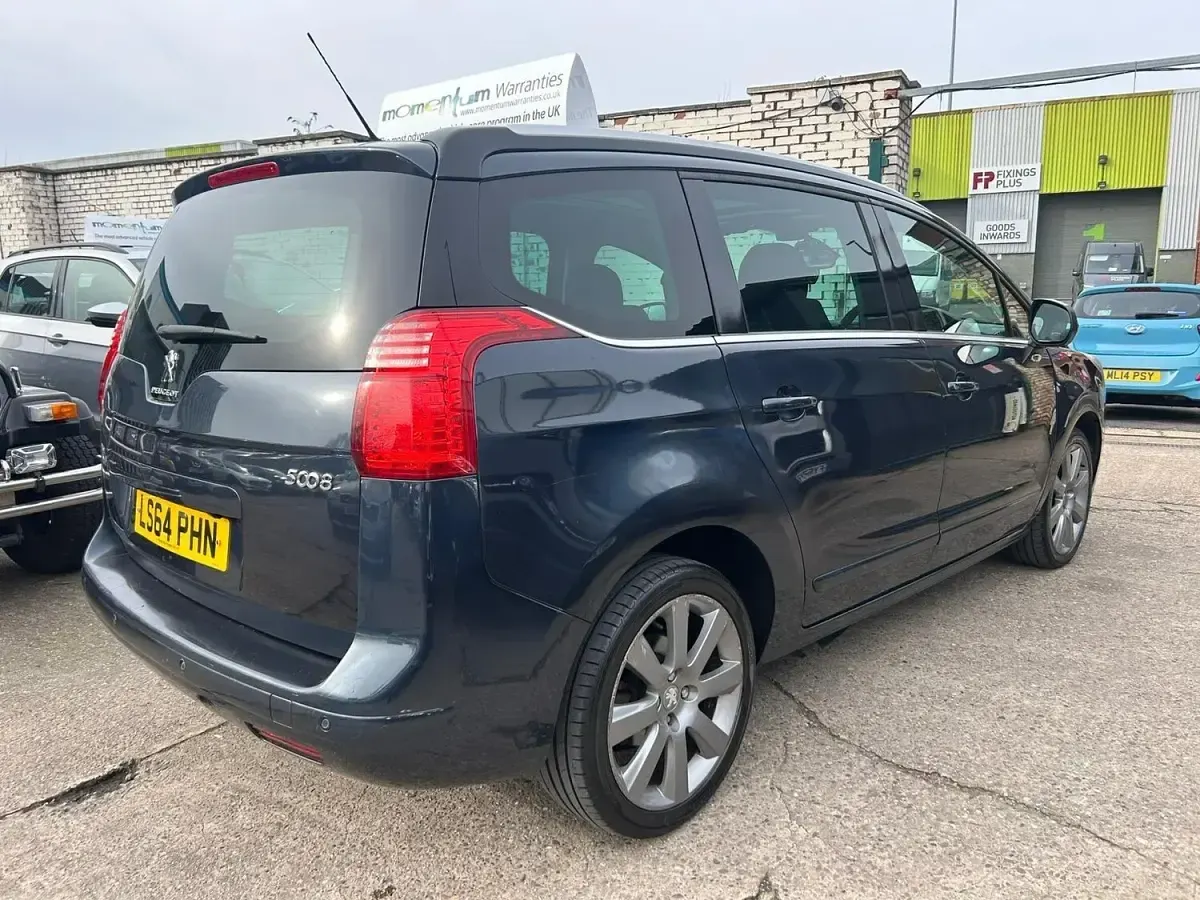 Used Peugeot 5008 Allure 115 HP (84 kW) 2014 Blue MPV