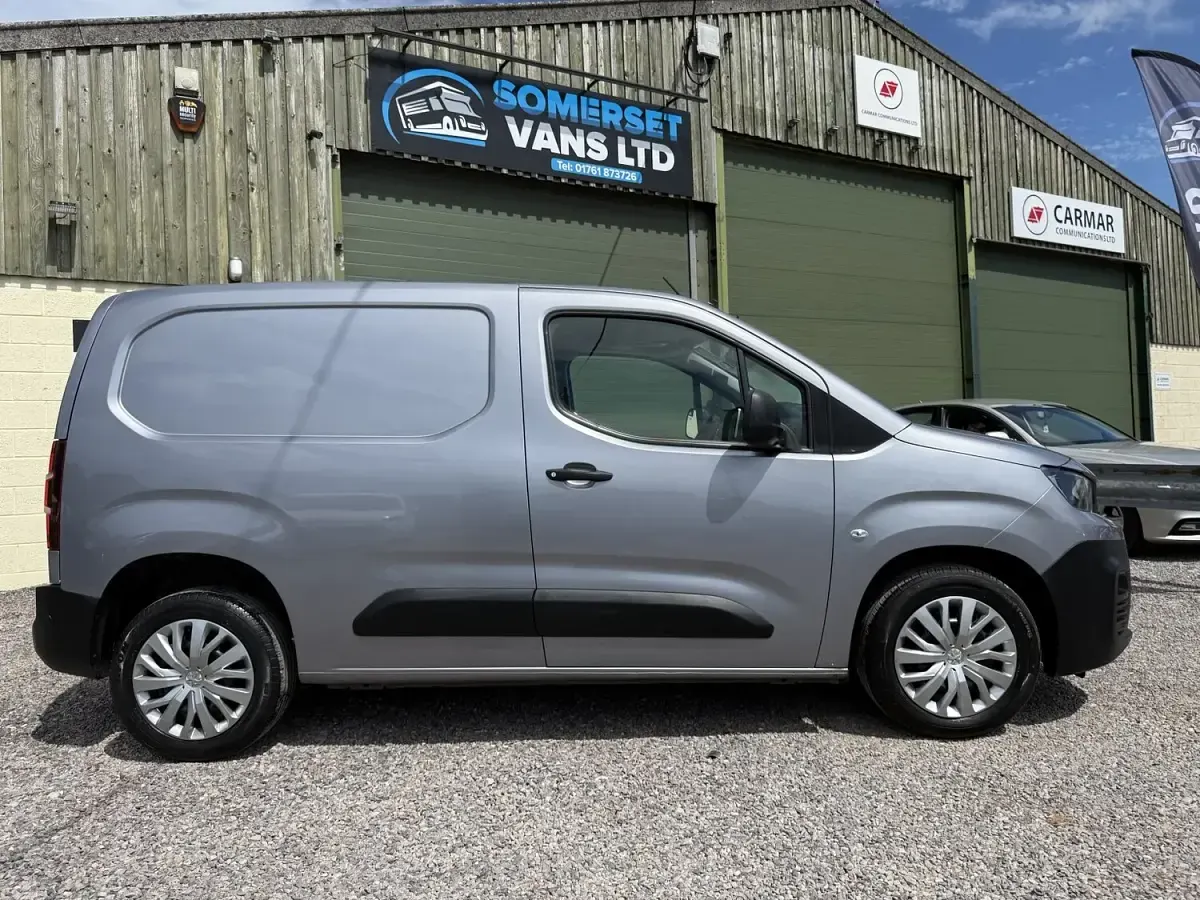 Used Peugeot Partner 2019 Grey MPV