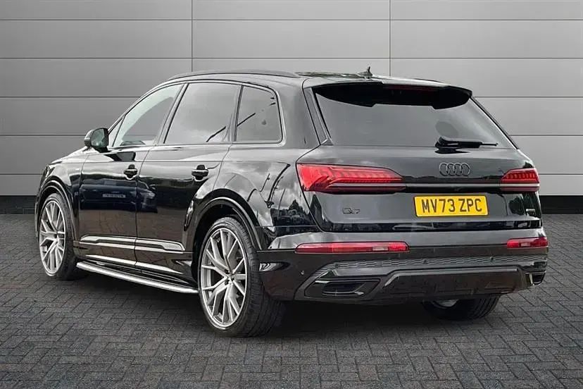 Used Audi Q7 Advanced 340 HP (250 kW) 2023 Black SUV