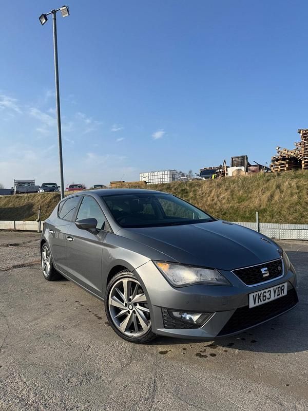 Used Seat Leon FR 180 HP (132 kW) 2014 Grey Hatchback
