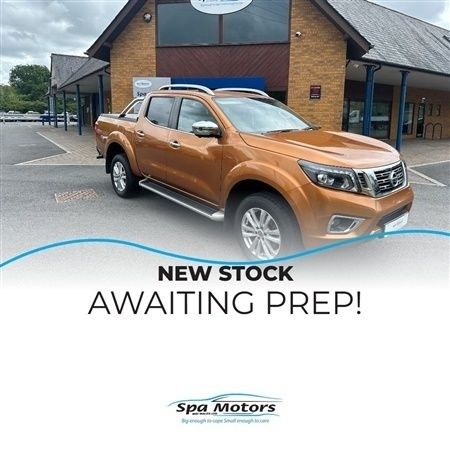 Yellow Used 2020 Nissan Navara Tekna Pickup | £22,788 (Expensive) - Image 1/1