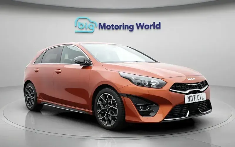 Used Kia Ceed GT-Line 160 HP (117 kW) 2022 Orange Hatchback