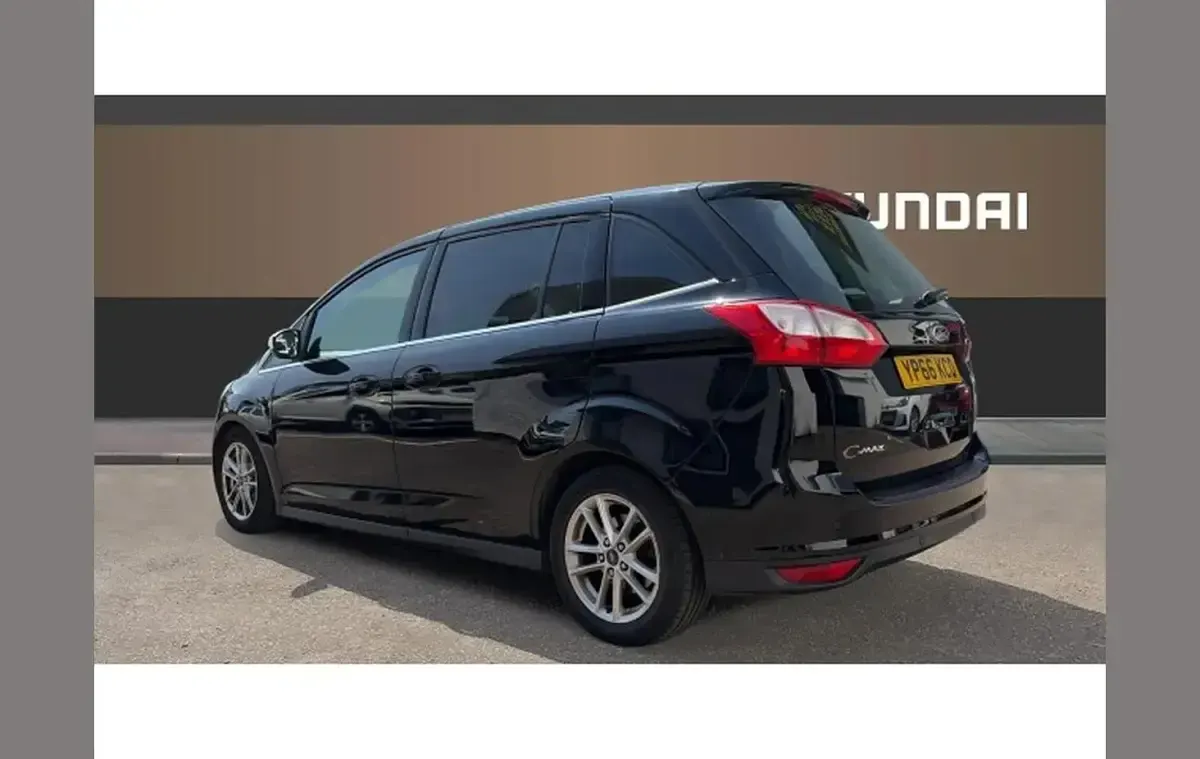Used Ford Grand C-Max Zetec 117 HP (86 kW) 2016 Black MPV