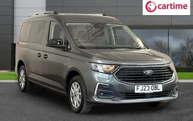 Used Ford Tourneo Titanium 122 HP (89 kW) 2024 Estate