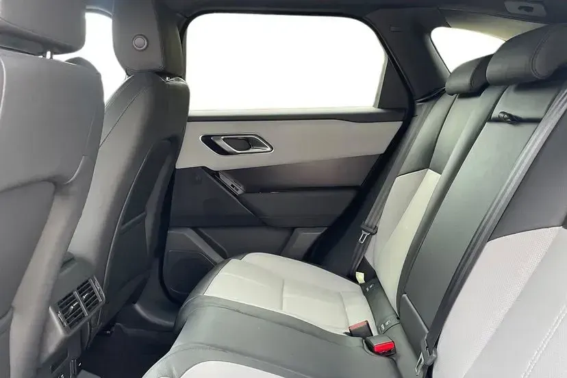 Used Land Rover Range Rover Velar SE Dynamic 201 HP (147 kW) 2025 Zadar grey SUV