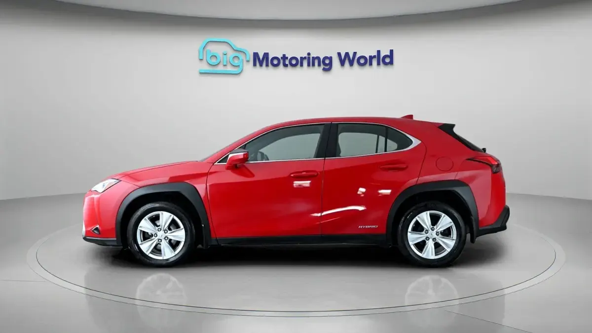 Used Lexus UX 181 HP (133 kW) 2022 SUV