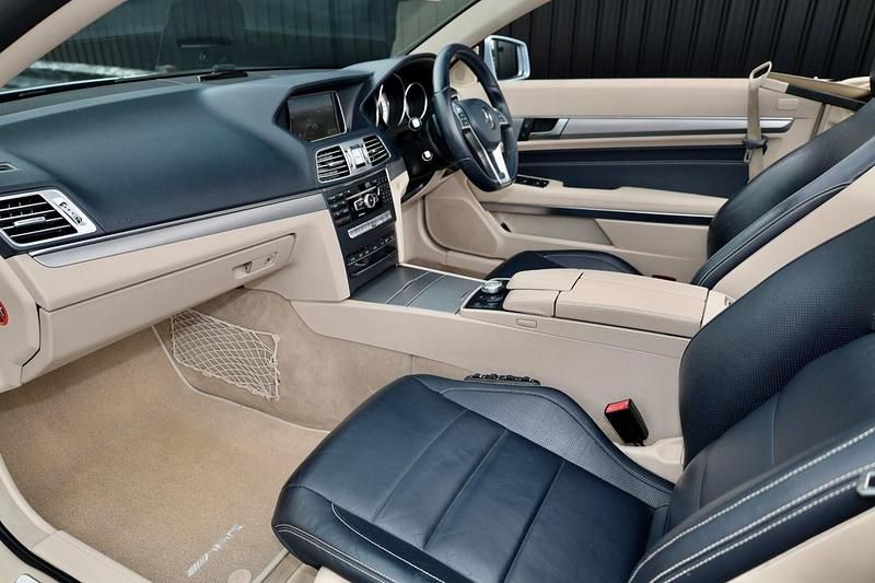 Used Mercedes E220 AMG 170 HP (125 kW) 2013 Silver Cabriolet