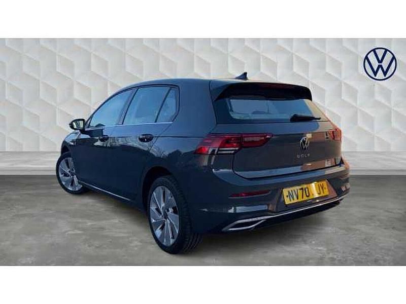 Used VW Golf VIII 130 HP (95 kW) 2021