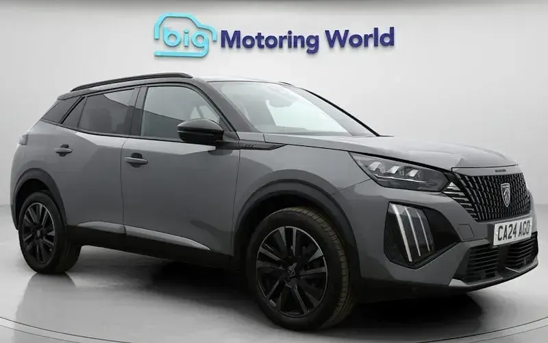 Second-hand Peugeot 2008 GT 131 CP (96 kW) 2024 SUV