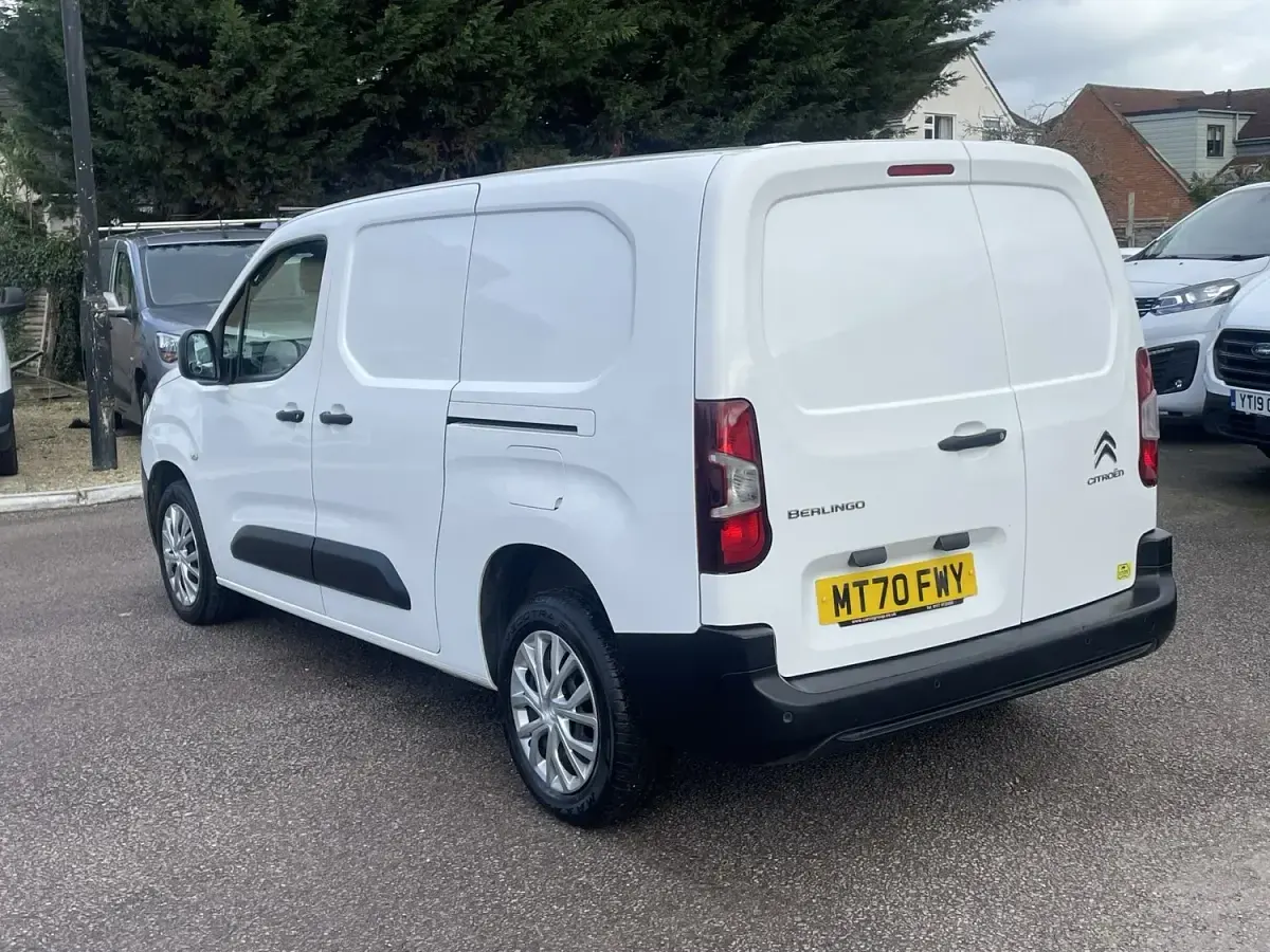 Used Citroën e-Berlingo 100 HP (73 kW) 2020 White