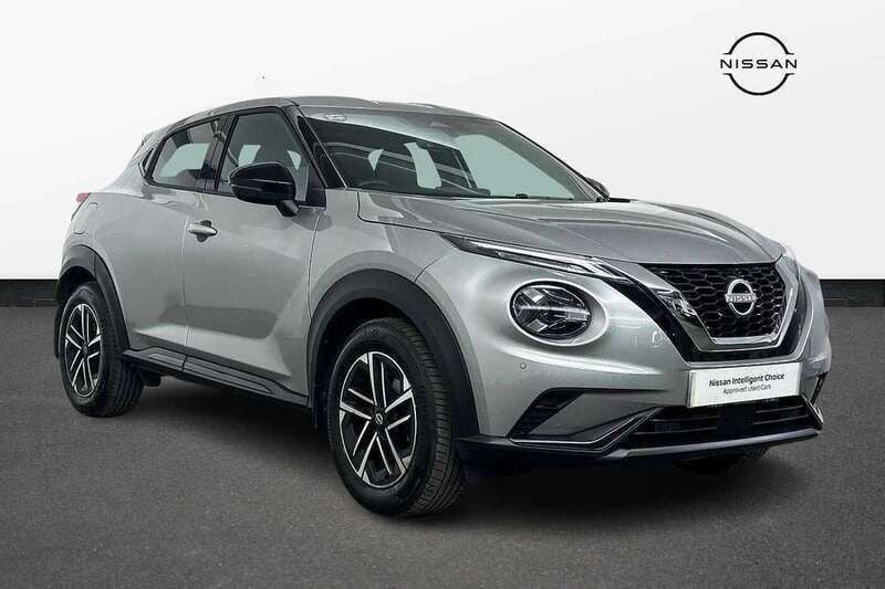 Silver New 2024 Nissan Juke N-Connecta SUV | £20,500 (Fair price) - Image 1/4