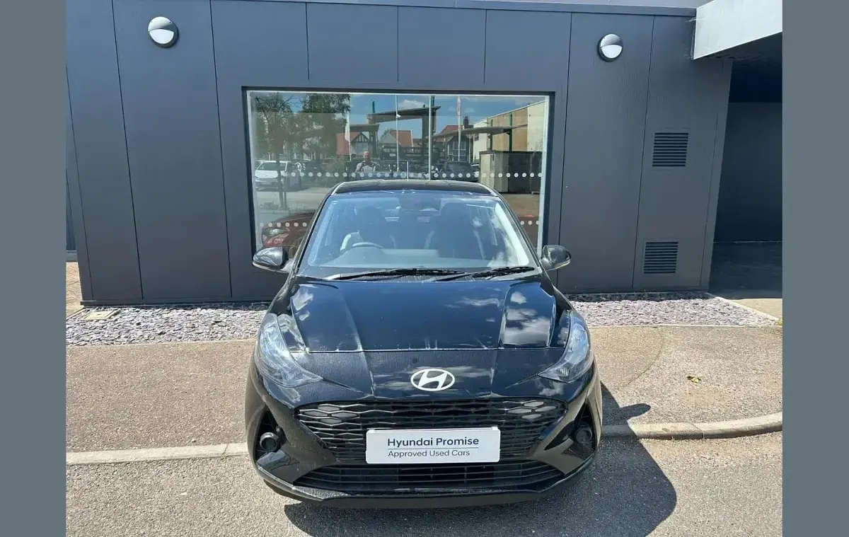 New Hyundai i10 Advanced 63 HP (46 kW) 2026 Black Hatchback