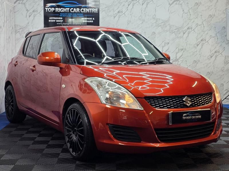 Used Suzuki Swift SZ3 94 HP (69 kW) 2011 Orange Hatchback