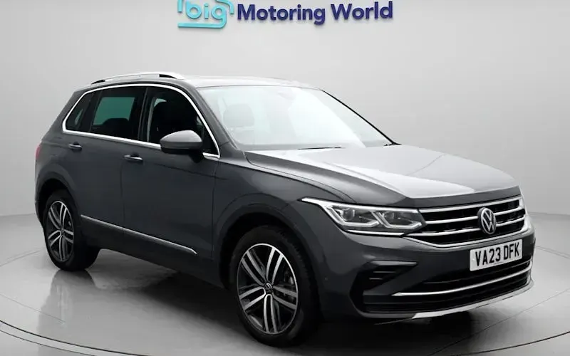 Used VW Tiguan Elegance 245 HP (180 kW) 2023 Grey SUV