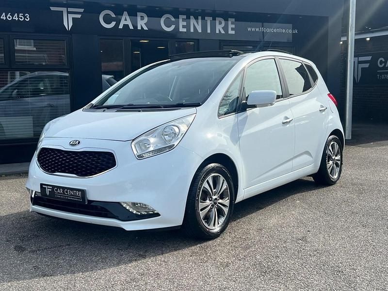 Used Kia Venga 128 HP (94 kW) 2016 White Hatchback