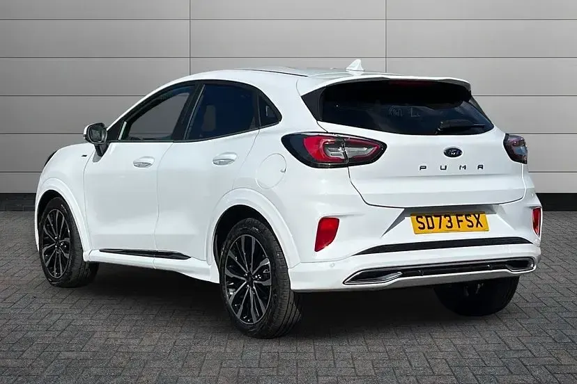 Used Ford Puma ST-Line 155 HP (114 kW) 2023 White SUV