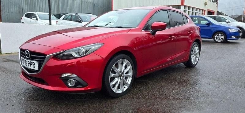 Used Mazda 3 Inclusive 2016 Red Hatchback