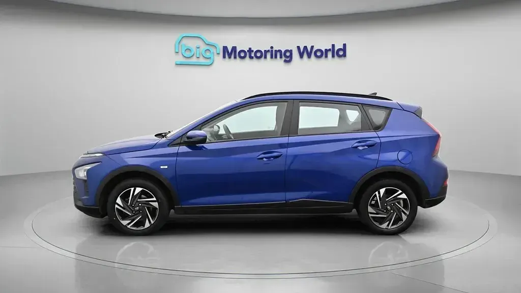 Begagnad Hyundai Bayon SE 100 HK (73 kW) 2023 Blå SUV