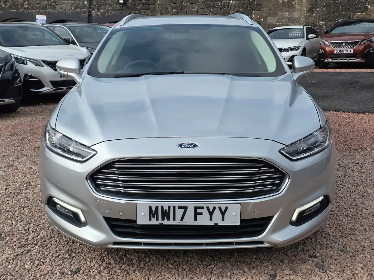 Used Ford Mondeo Zetec 150 HP (110 kW) 2017 Silver Estate
