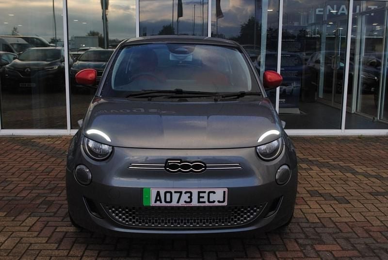 Used Fiat 500e Red 86 kW (118 HP) 2023 Grey Hatchback