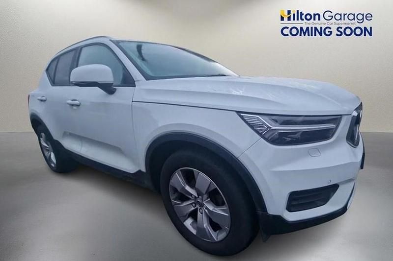 White Used 2020 Volvo XC40 Momentum SUV | £18,250 (Fair price) - Image 1/1