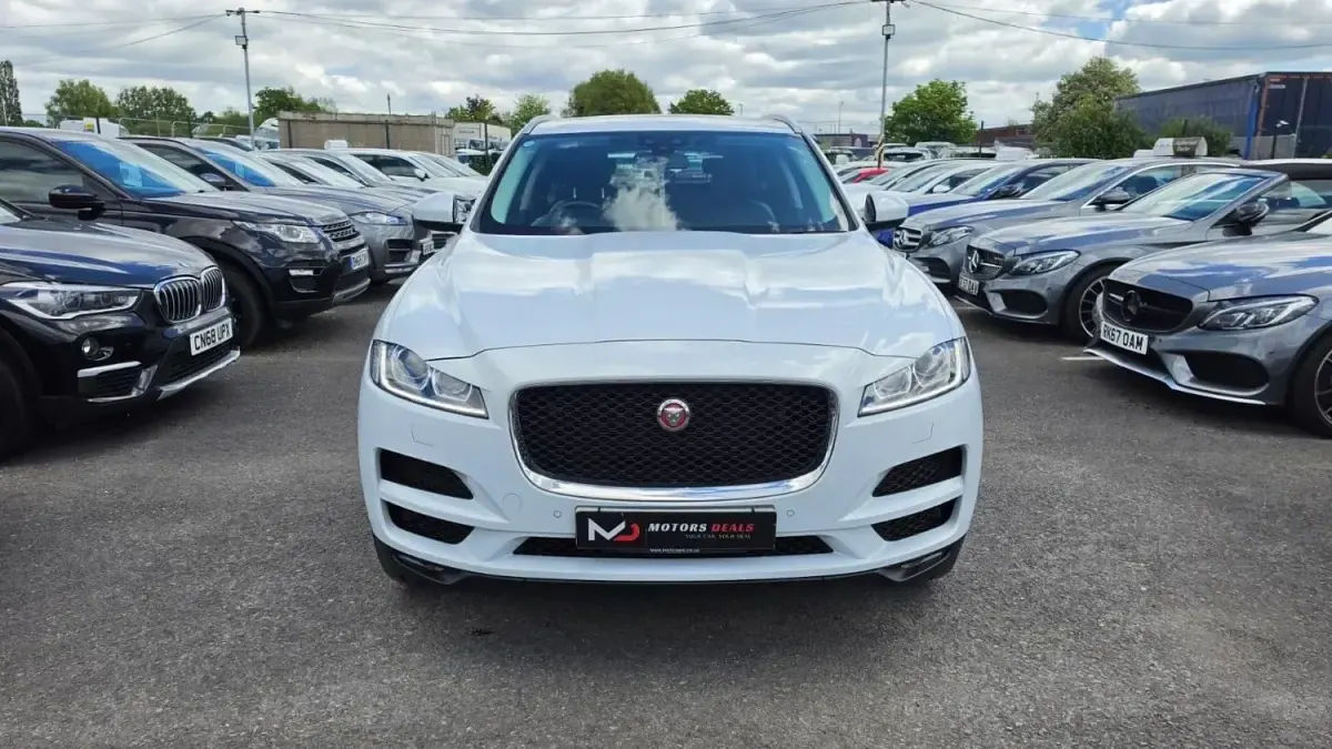 Usado Jaguar F-Pace Portfolio 2018 Branco SUV