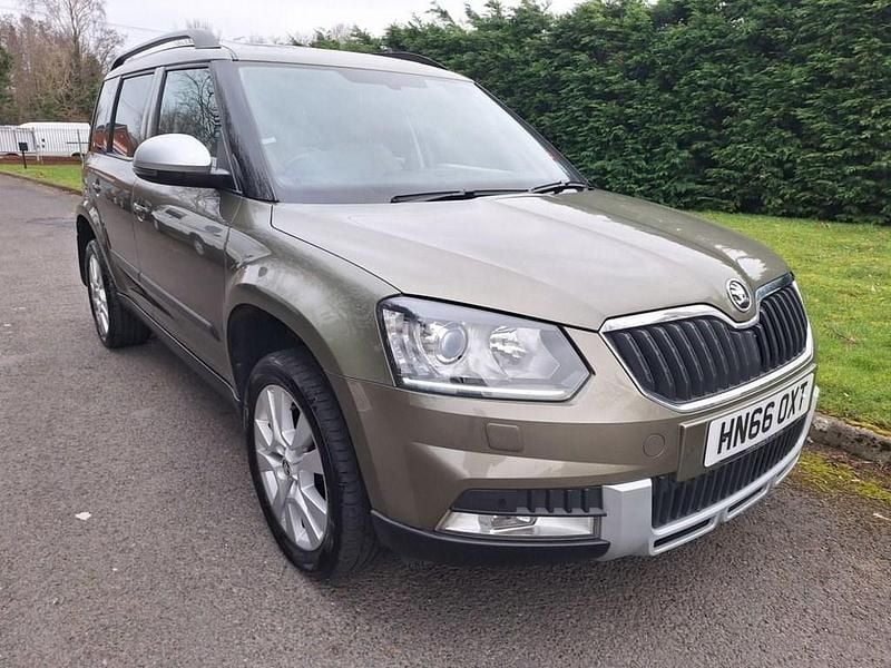 Used Skoda Yeti SE L 110 HP (80 kW) 2016 Green SUV