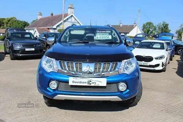 Used Mitsubishi L200 181 HP (133 kW) 2016 Blue Pickup