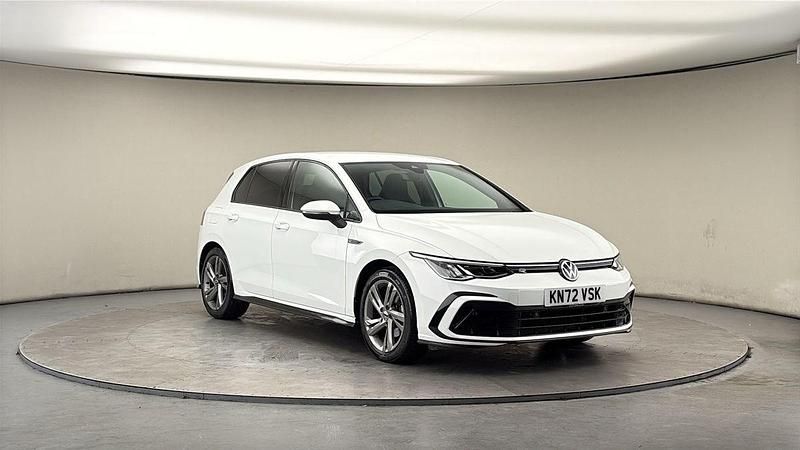 Used VW Golf VIII R-line 150 HP (110 kW) 2022 Pure white/pure white Hatchback