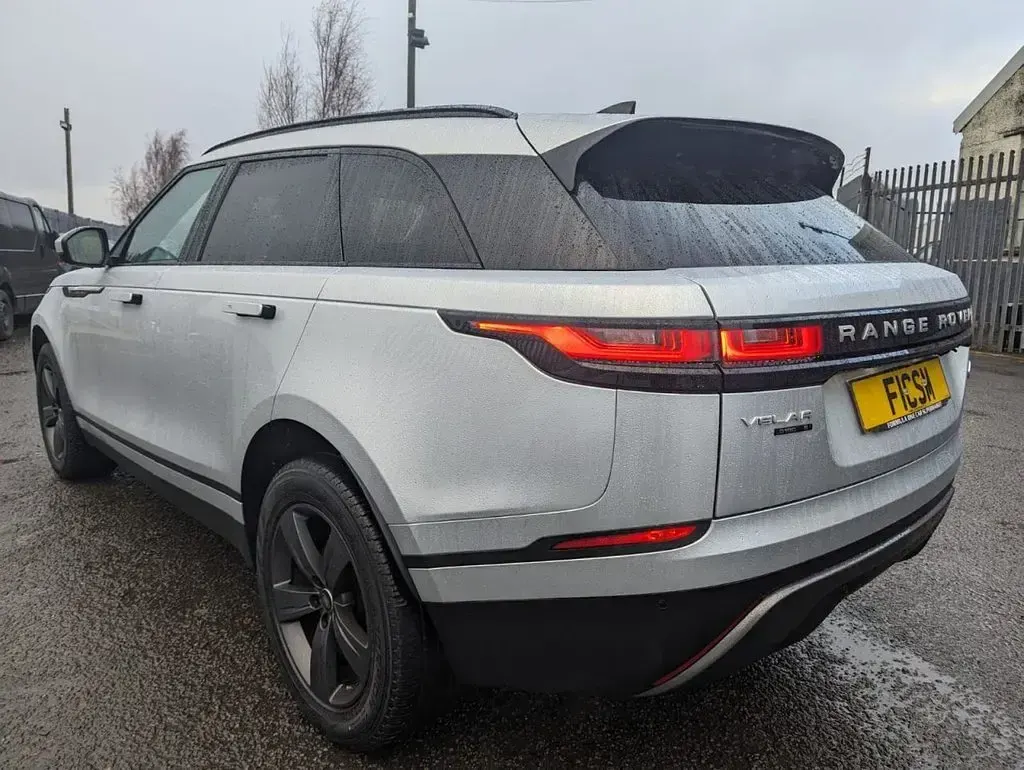 Used Land Rover Range Rover Velar S 180 HP (132 kW) 2018 Silver SUV