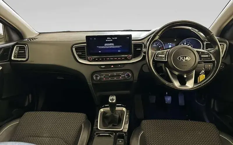 Used Kia XCeed 120 HP (88 kW) 2021 Yellow SUV