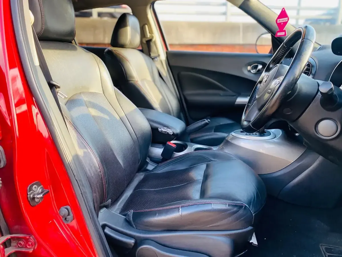 Used Nissan Juke Tekna 117 HP (86 kW) 2013 Red SUV