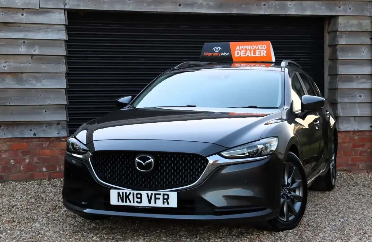 Usado Mazda 6 145 HP (106 kW) 2019 Cinzento Carrinha