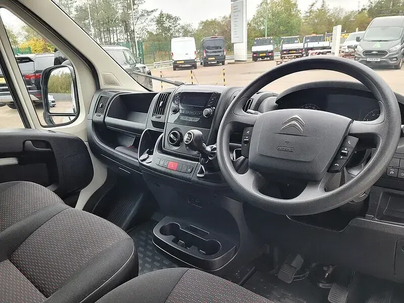 Used Citroën Relay 120 HP (88 kW) 2020 White Van