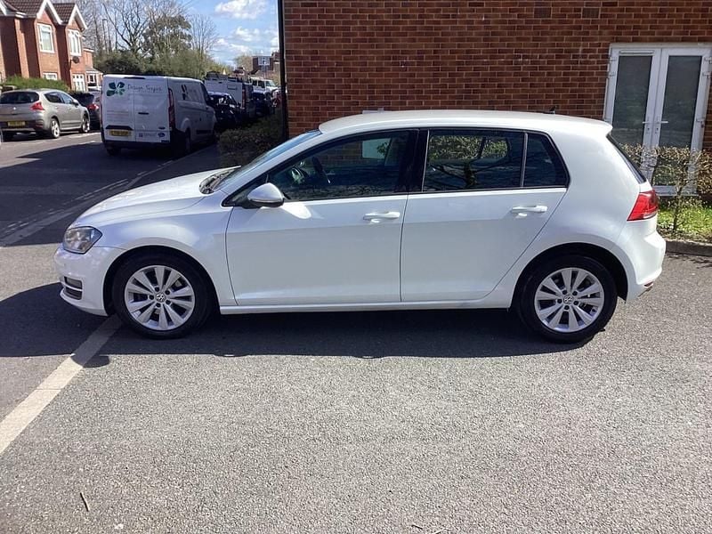 Used VW Golf VII SE 2013 White Hatchback