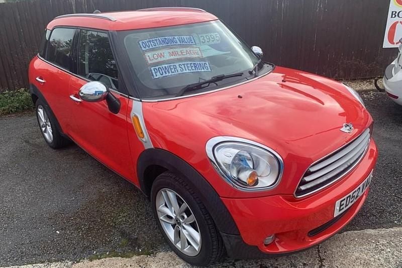 Red Used 2011 Mini Cooper Countryman SUV | £3,995 (Fair price) - Image 1/1
