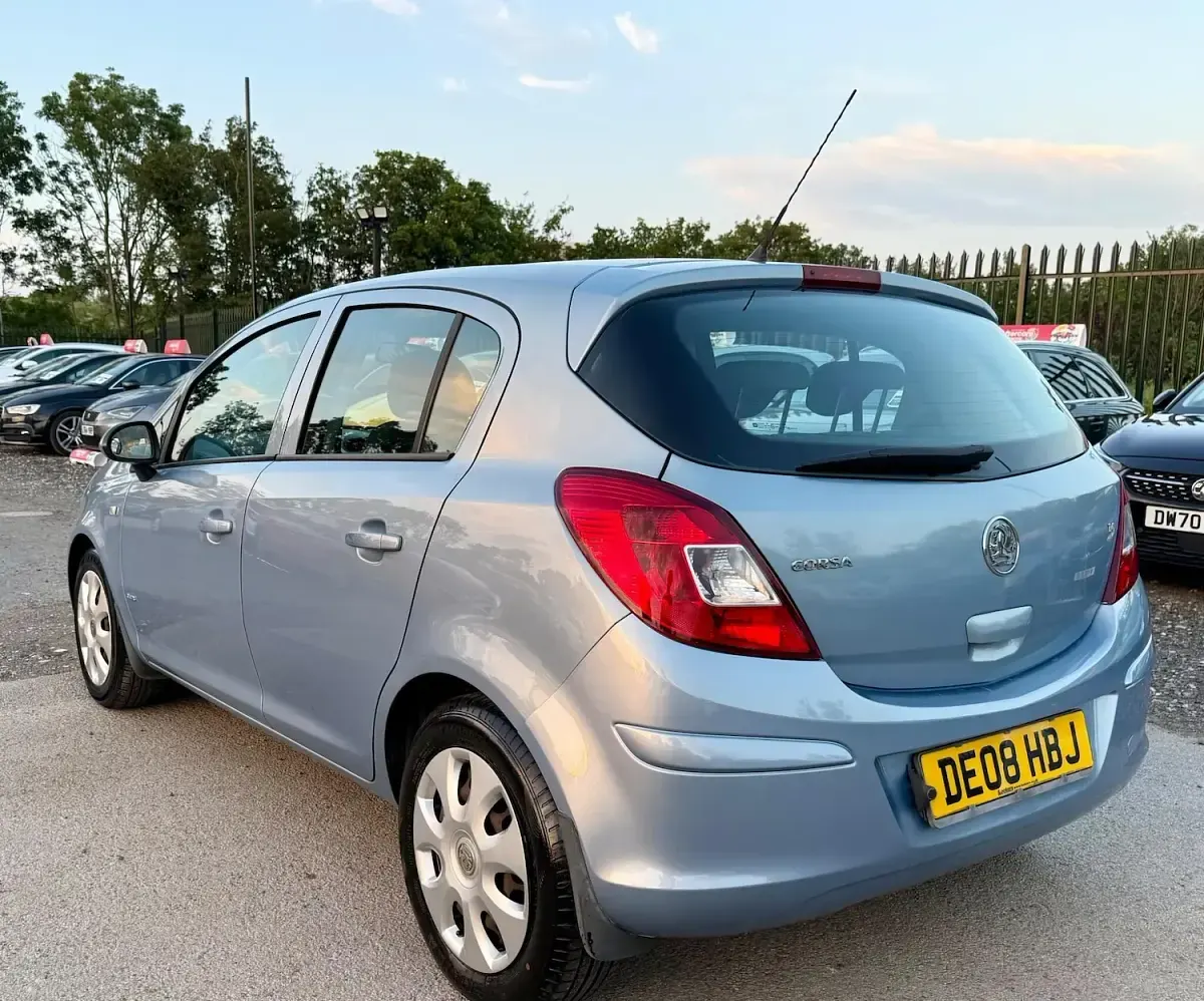 Used Vauxhall Corsa Club 89 HP (65 kW) 2008 Blue Hatchback
