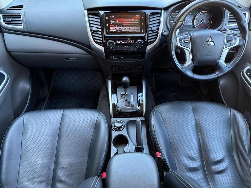 Used Mitsubishi L200 181 HP (133 kW) 2019 Grey Pickup