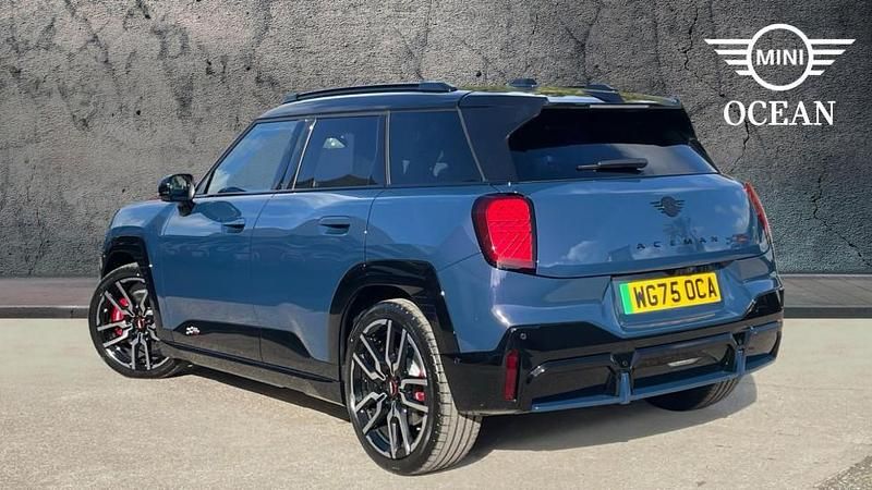 Used Mini Cooper 186 kW (254 HP) 2025 Blue Hatchback