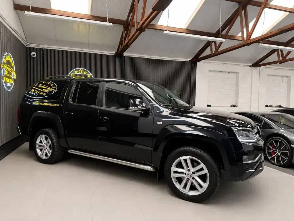 Used VW Amarok Highline 2017 Black Pickup