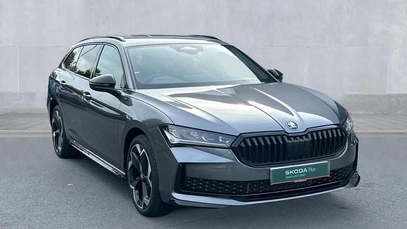 Graphite grey metallic Used 2025 Skoda Superb SportLine | £41,950 - Image 1/4