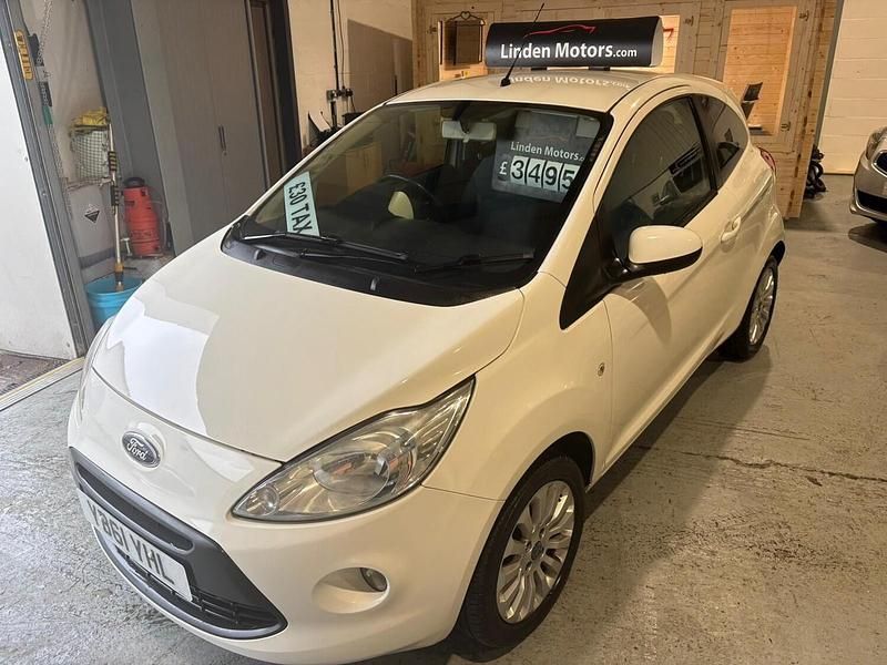 Used Ford Ka Zetec 69 HP (50 kW) 2012 White Hatchback