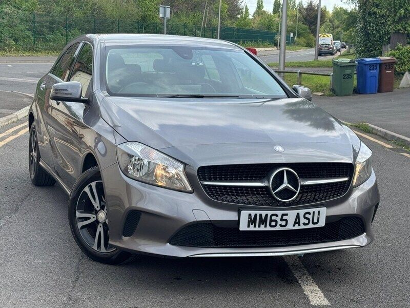 Grey Used 2015 Mercedes A180 SE Hatchback | £9,900 (Fair price) - Image 1/4