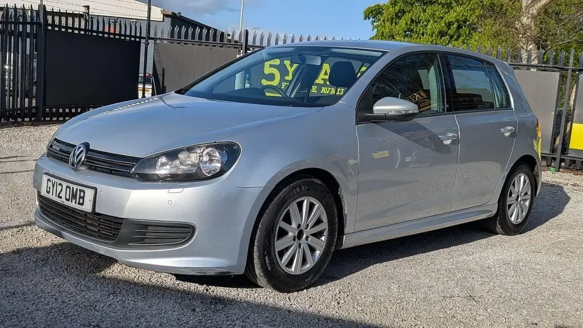 Used VW Golf VII S 105 HP (77 kW) 2012 Silver Hatchback