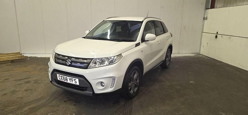 Used Suzuki Vitara SZ-T 120 HP (88 kW) 2018 White Hatchback