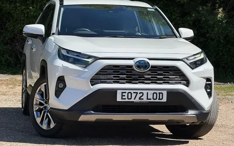 Gebraucht Toyota RAV4 218 PS (160 kW) 2025 SUV